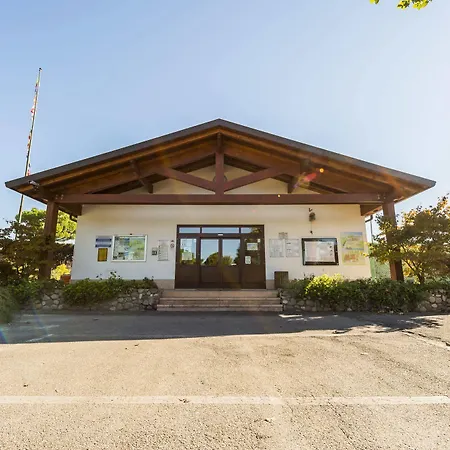 Kamp alanı Del Garda Village And 4*