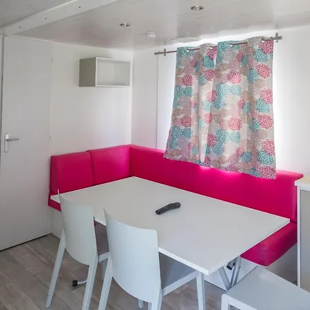 캠프장 Del Garda Village And 페스키에라델가르다