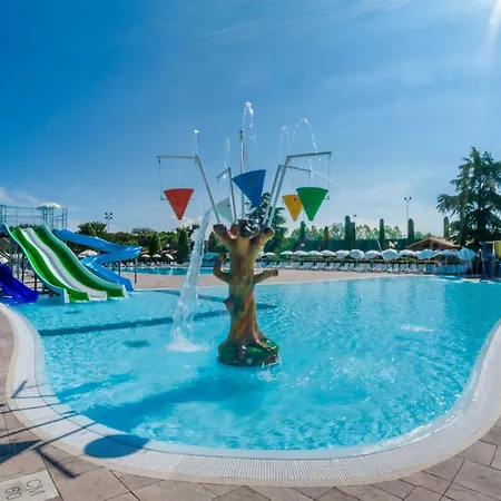 Del Garda Village&camping 4* Peschiera del Garda